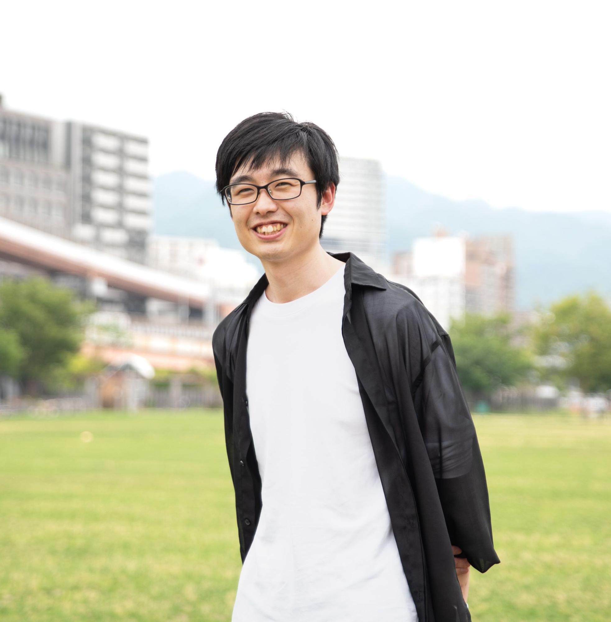 新岡 崚(ニイオカ)